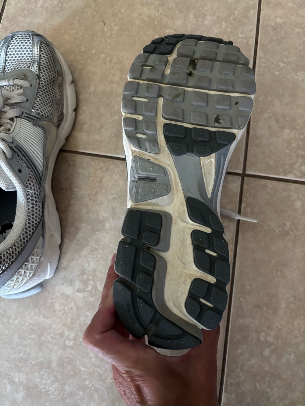 Nike Zoom Vomero Sneakers - Picture 8 of 10